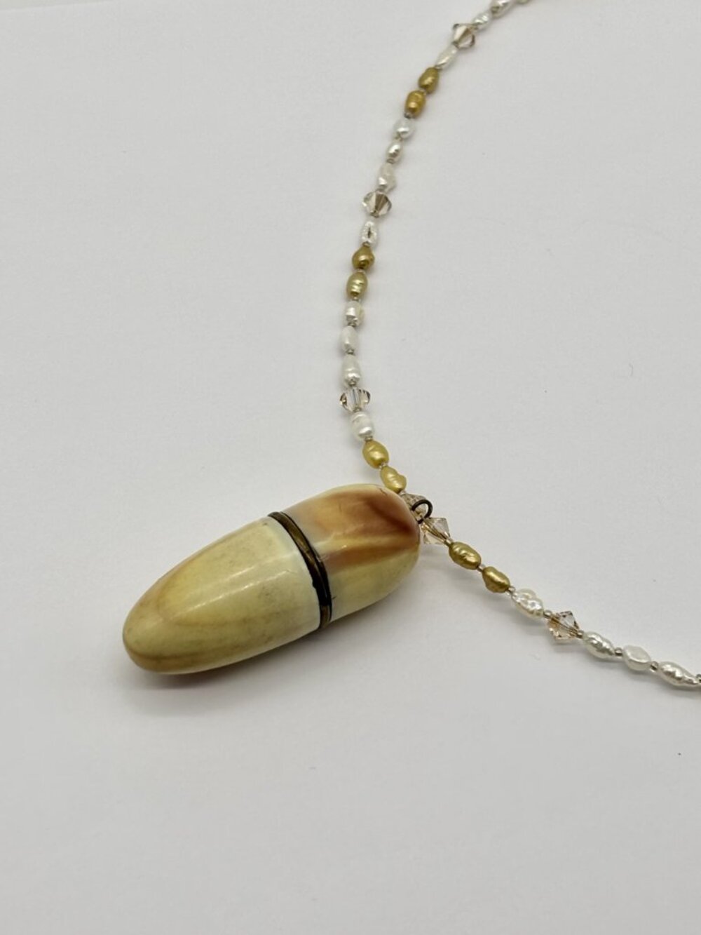 Artisan-Made Freshwater Pearl Swarovski Crystals Necklace W/Vintage Etui Pendant - Picture 14 of 16